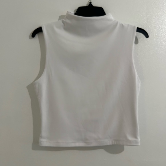 Express Body Contour High Compression Mock Neck Cropped Tank Medium - Picture 5 of 8